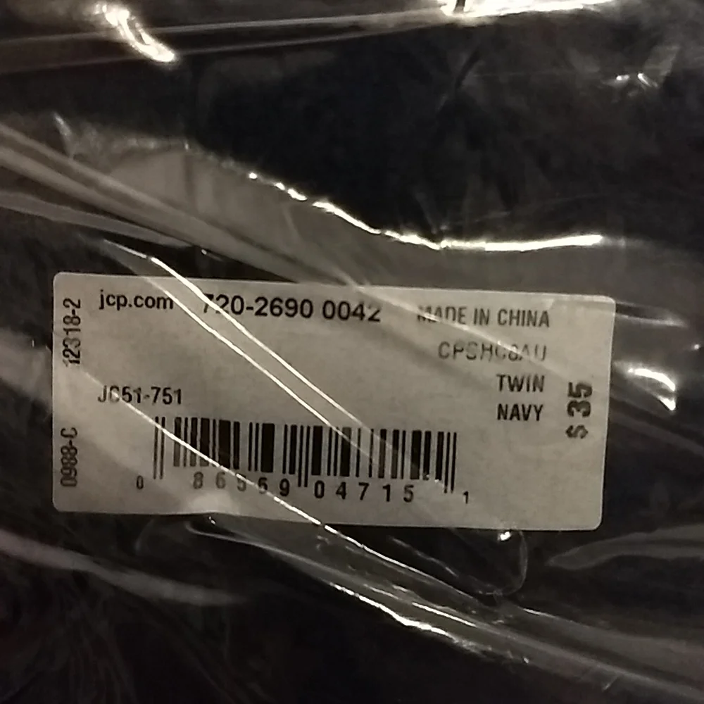 NIP Twin Microfleece Blanket in Navy - Picture 4 of 5
